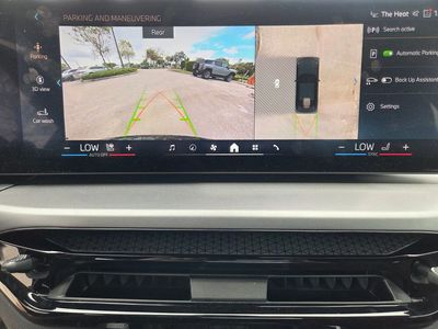 2025 BMW 2 Series — photo 14 view