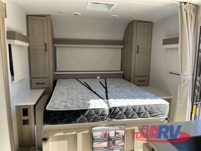 2024 Forest River RV Flagstaff — photo 33 view