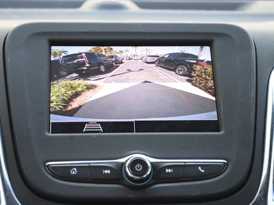 2024 Chevrolet Equinox — photo 13 view