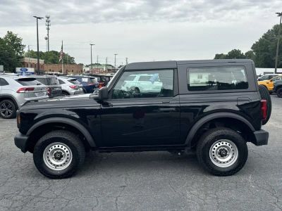 2023 Ford Bronco - Photo 4