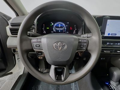 2025 Toyota Camry — photo 15 view