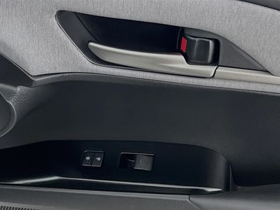 2025 Toyota Camry — photo 29 view