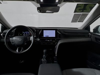 2025 Toyota Camry — photo 27 view