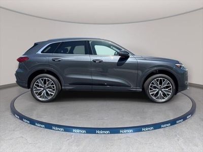 2025 Audi Q5 — interior view