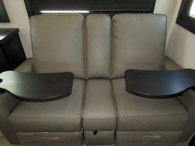 2026 Jayco CYCLONE - Photo 13