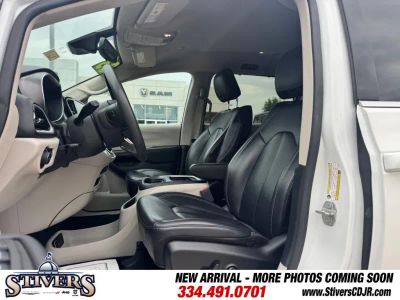 2023 Chrysler Pacifica - Photo 12