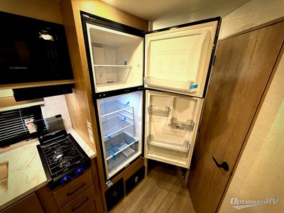 2026 Ember RV E-Series — photo 15 view