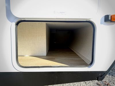 2026 Ember RV E-Series — photo 22 view