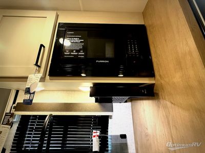 2026 Ember RV E-Series — photo 14 view