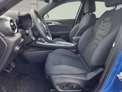 2026 Alfa Romeo Tonale — photo 10 view