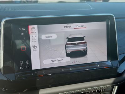 2026 Volkswagen Atlas Cross Sport — photo 13 view