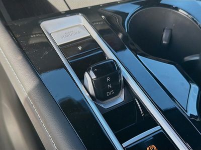 2026 Volkswagen Atlas Cross Sport — photo 16 view