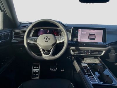 2026 Volkswagen Atlas Cross Sport — photo 18 view