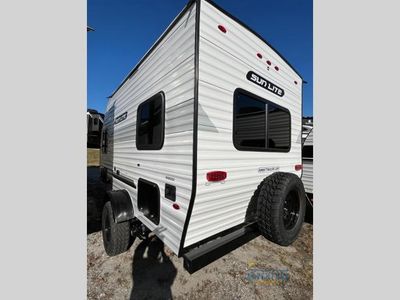 2026 Sunset Park Sun Lite — rear three-quarter view
