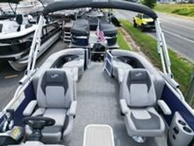 2026 Barletta Aria A22QC Platinum — detail view