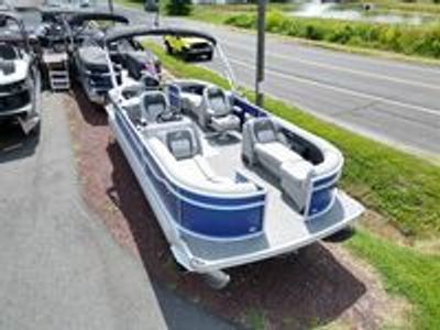 2026 Barletta Aria A22QC Platinum — side profile view