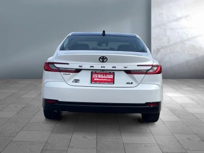 2026 Toyota Camry - Photo 5