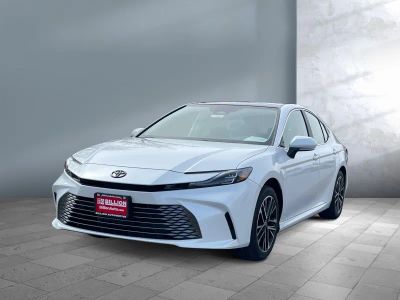 2026 Toyota Camry - Photo 1