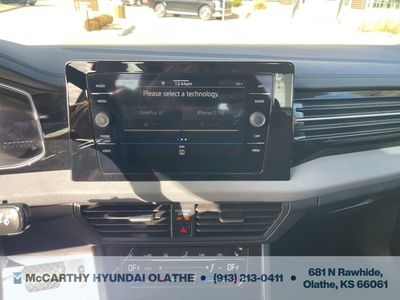 2025 Volkswagen Jetta - Photo 9