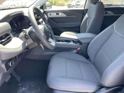 2026 Ford Explorer — photo 14 view