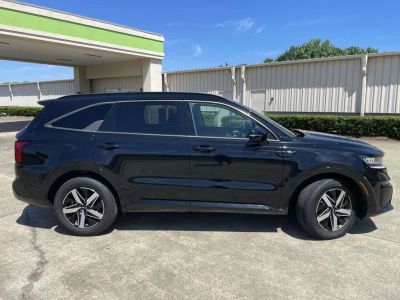 2022 Kia Sorento — side profile view