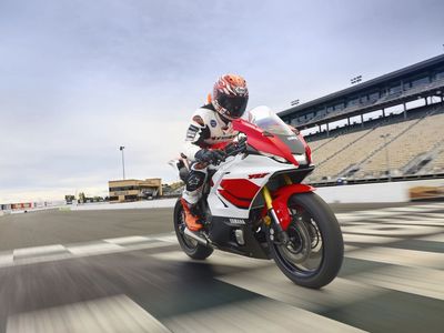 2026 Yamaha YZF-R7 - Photo 19