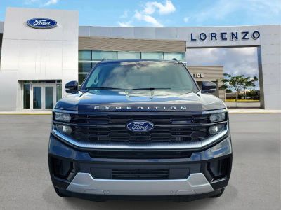 2026 Ford Expedition — side profile view