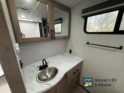 2024 Grand Design Imagine - Photo 13