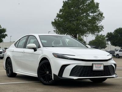 2025 Toyota Camry - Photo 2