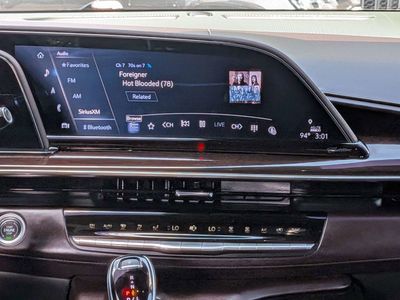 2024 Cadillac Escalade — photo 22 view