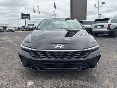 2025 Hyundai Elantra — side profile view