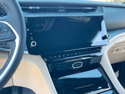 2026 Jeep Grand Cherokee L — photo 13 view