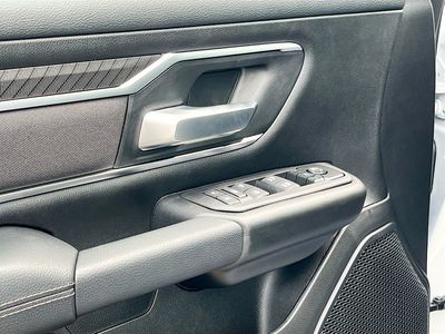 2026 Ram 1500 — photo 17 view