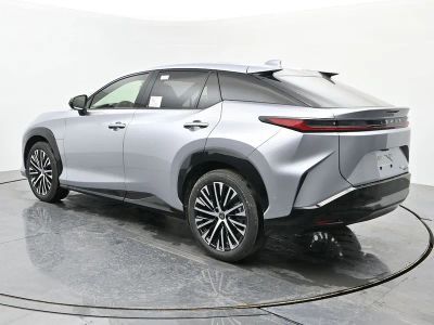 2026 Lexus RZ - Photo 3
