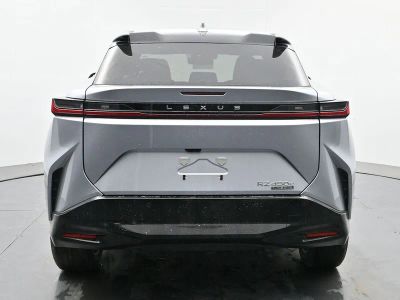 2026 Lexus RZ - Photo 4