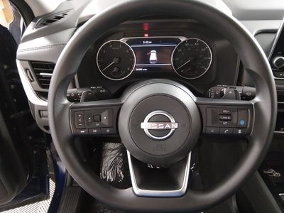 2024 Nissan Rogue — photo 12 view