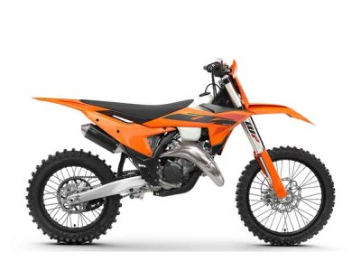 2025 KTM 125 XC — front three-quarter view