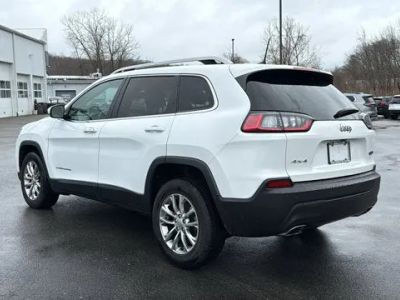2021 Jeep Cherokee — detail view