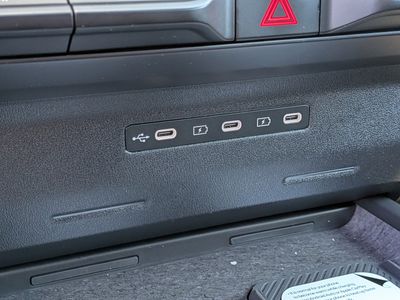 2027 Kia Telluride - Photo 36