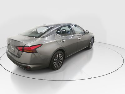 2024 Nissan Altima — photo 7 view