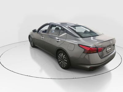 2024 Nissan Altima — detail view