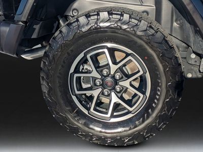 2026 Jeep Wrangler — photo 9 view