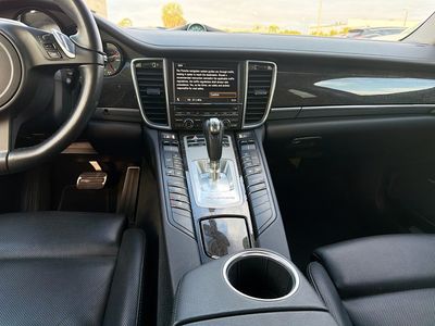 2011 Porsche Panamera - Photo 19