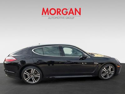 2011 Porsche Panamera - Photo 2