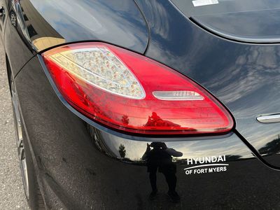 2011 Porsche Panamera - Photo 10