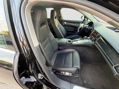 2011 Porsche Panamera - Photo 15