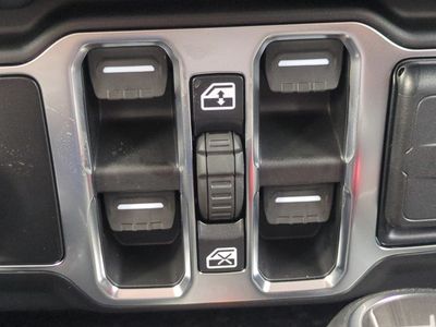 2026 Jeep Wrangler — photo 23 view