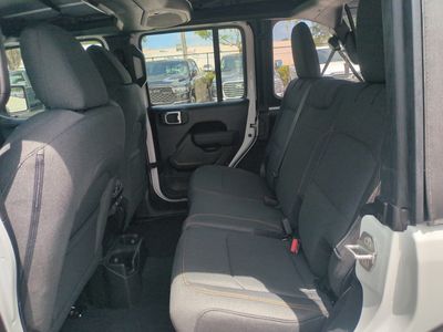 2026 Jeep Wrangler — photo 14 view