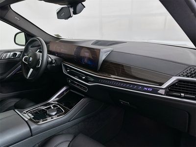 2024 BMW X6 — photo 30 view
