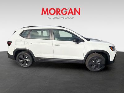 2026 Volkswagen Taos - Photo 8